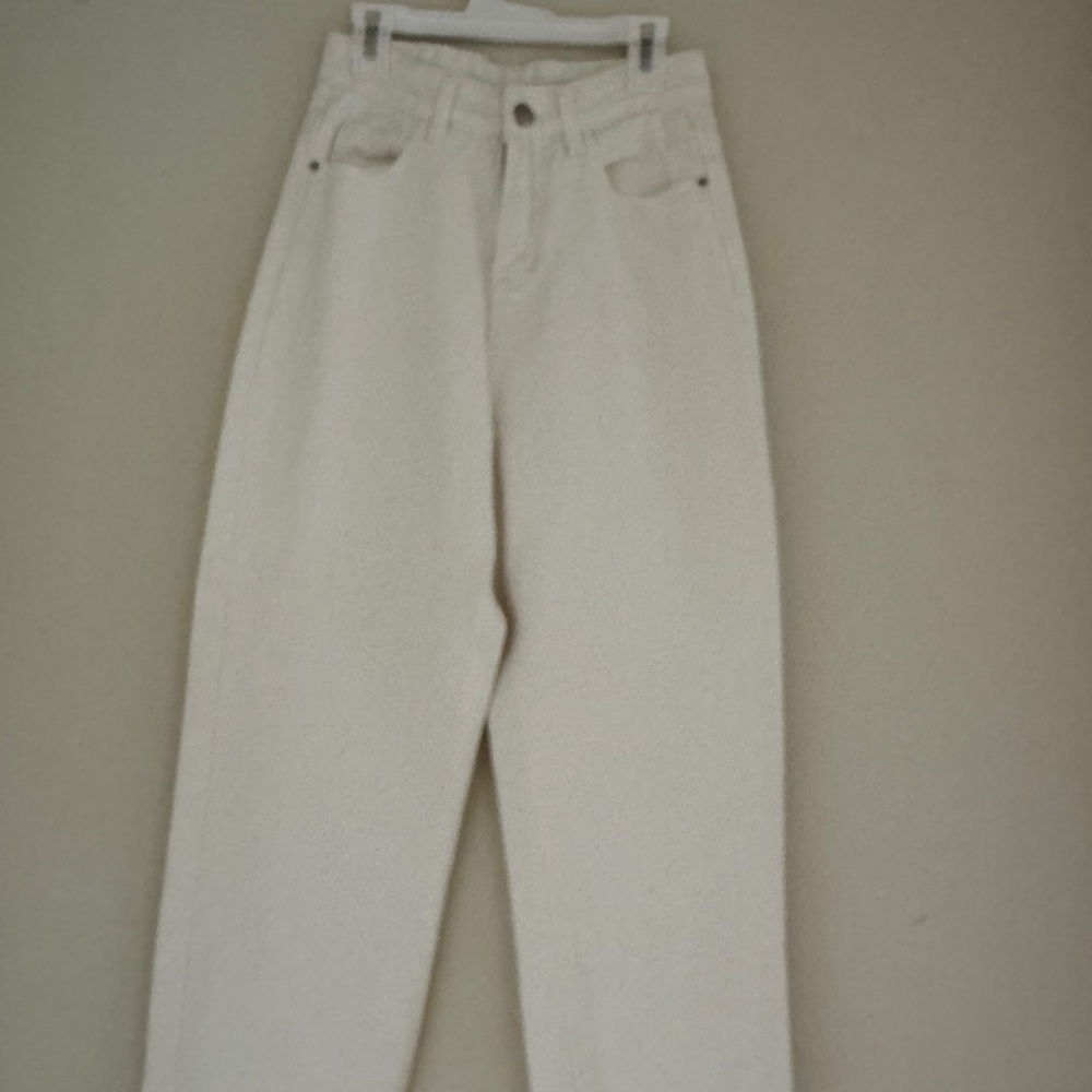 NWOT Junior's Wide Leg Denim Jeans-Size 00